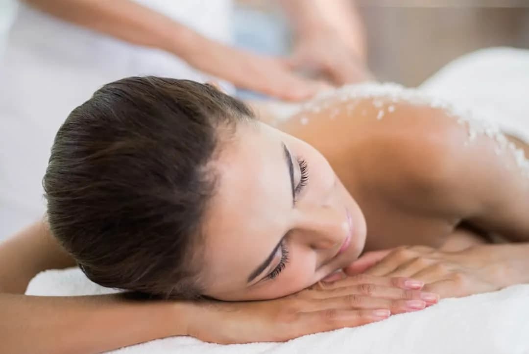 Hammam/sauna/jacuzzi 30' + gommage corps